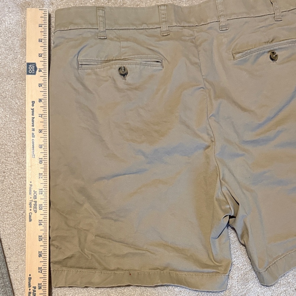 Tommy Hilfiger Khaki Flat Front Men Shorts - Picture 6 of 7